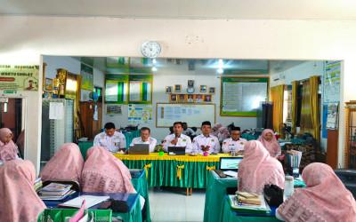 Sambut Tahun Ajaran Baru 2026/2027, MTsN 2 Lampung Tengah Gelar Rapat Pembinaan dan Pembekalan